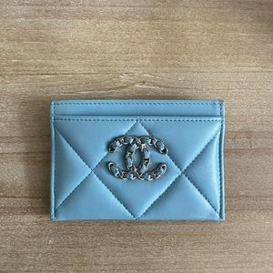CHANEL Lambskin Quilted Chanel 19 Card Holder
